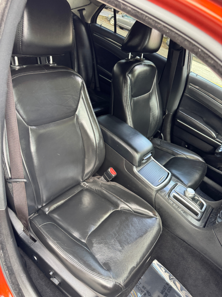 Chrysler 300 Touring L RWD 2021