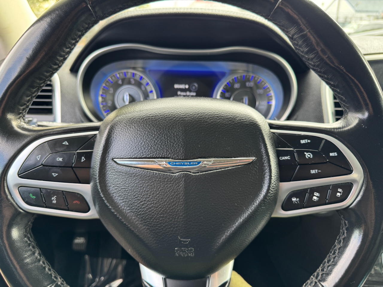 Chrysler 300 Touring L RWD 2021