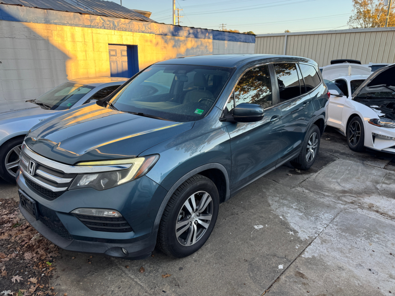 2018 Honda Pilot EX-L photo 2