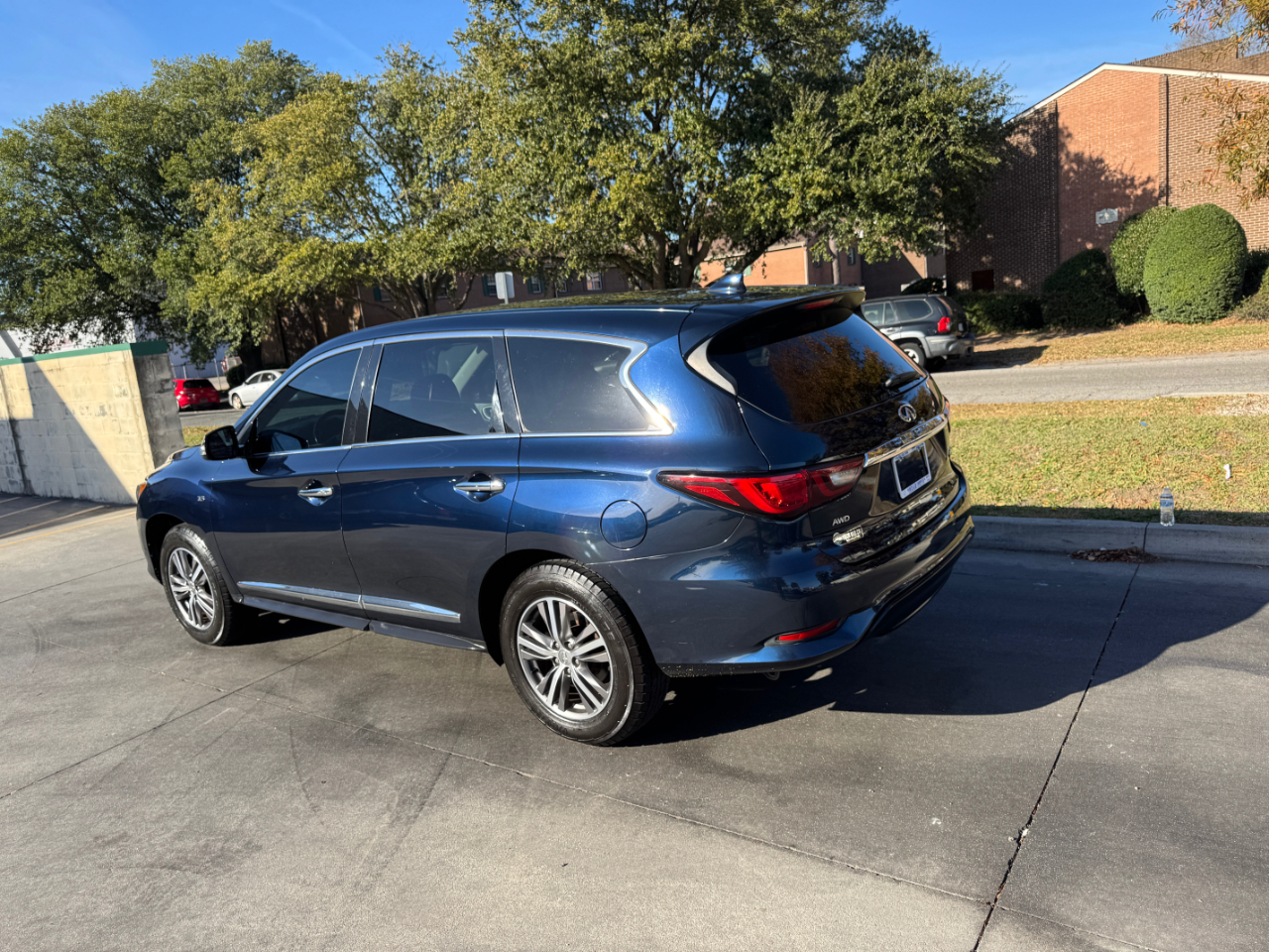 2019 Infiniti QX60 Pure AWD photo 4