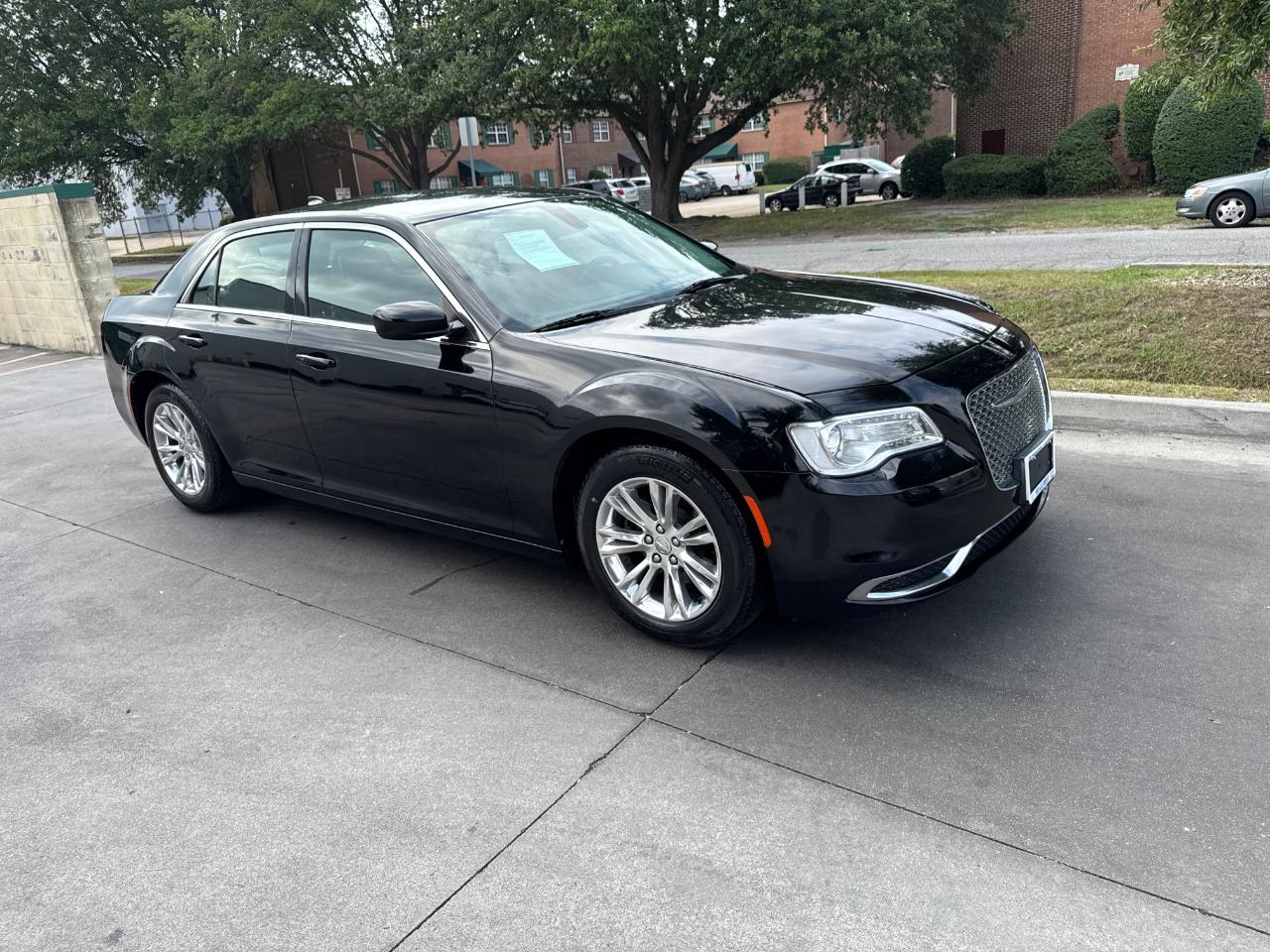 Chrysler 300 Limited RWD 2017