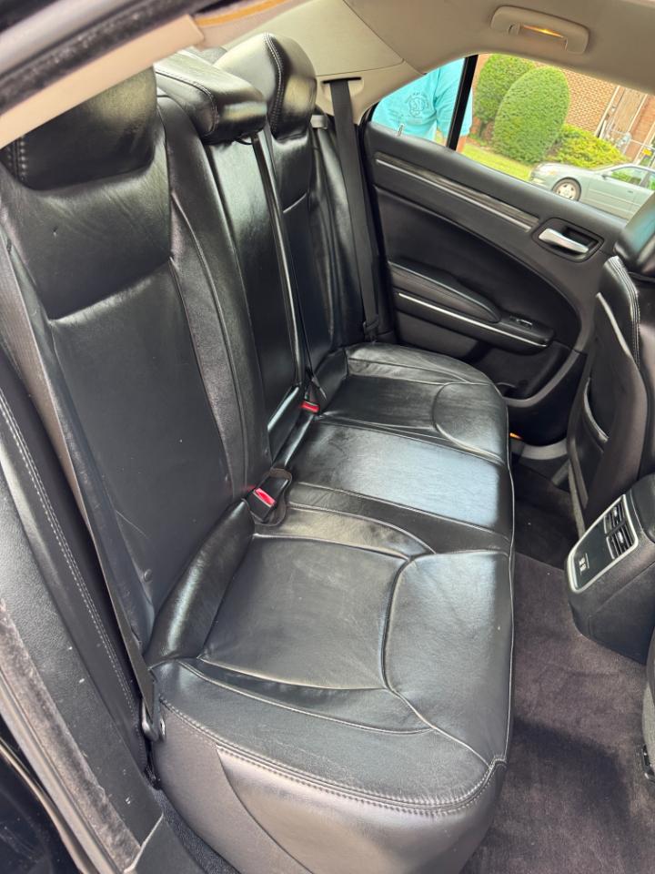 Chrysler 300 Limited RWD 2017
