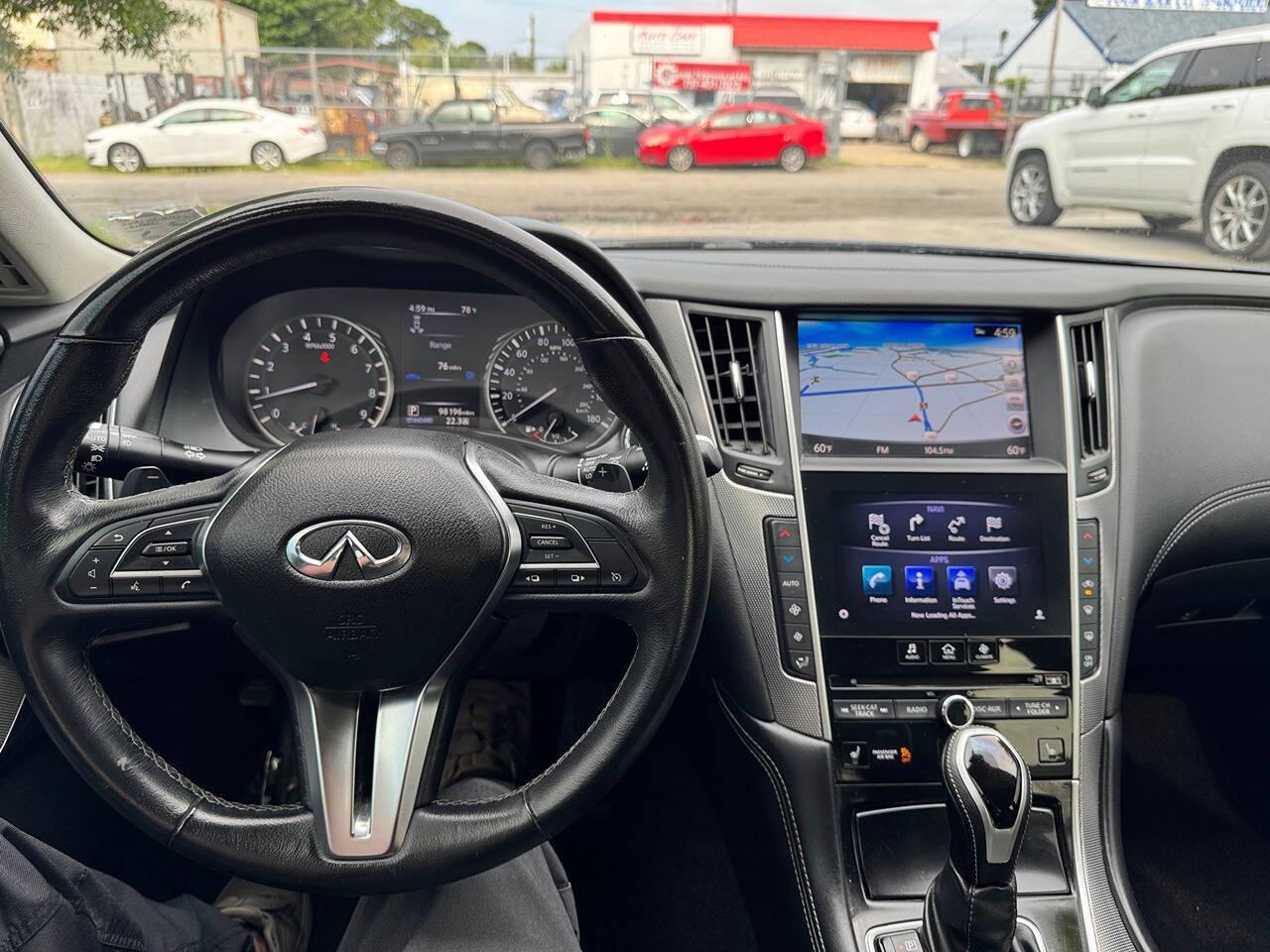 Infiniti Q50 3.0t Sport RWD 2019