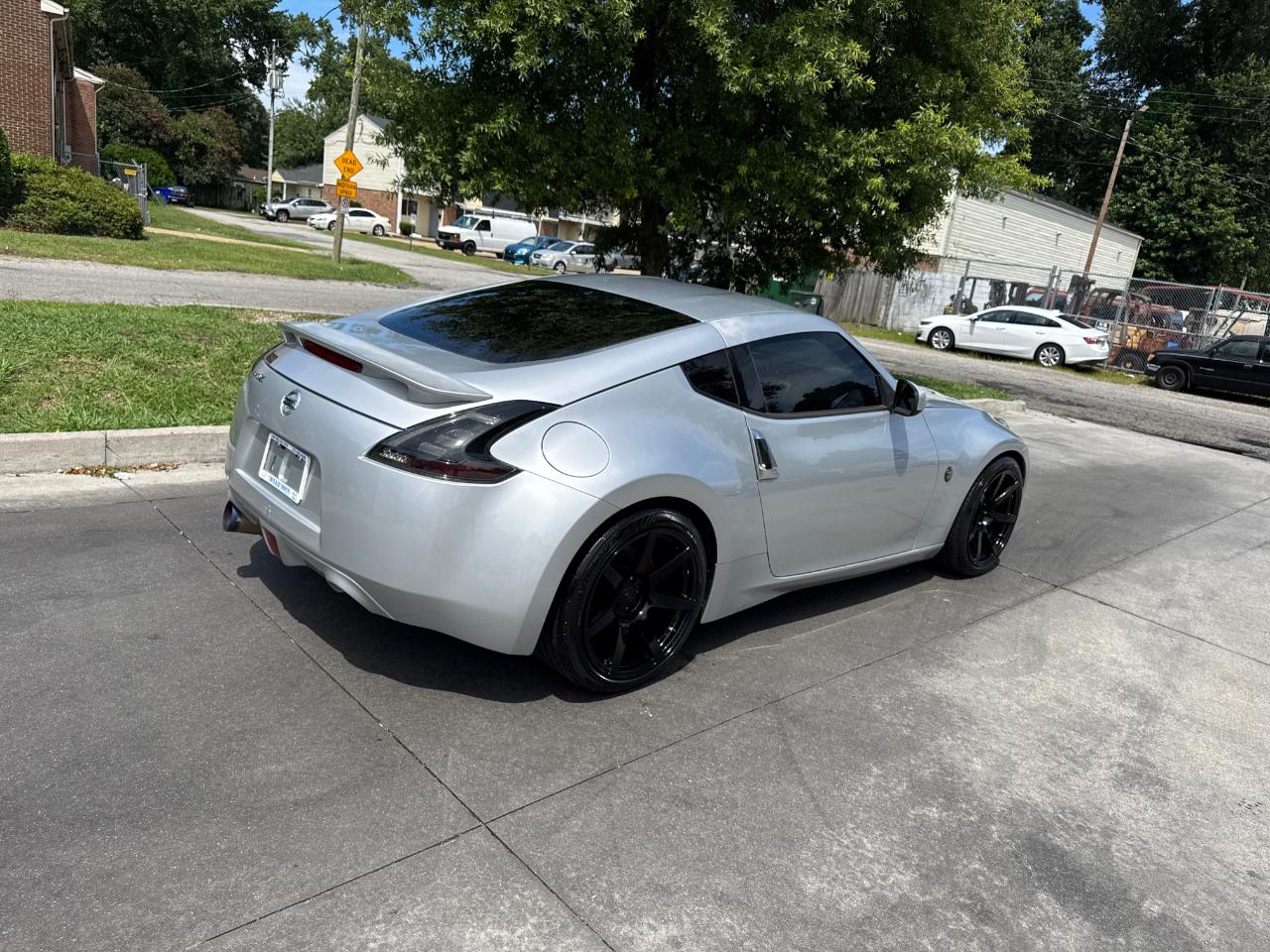 Nissan 370Z 2dr Cpe Auto 2014