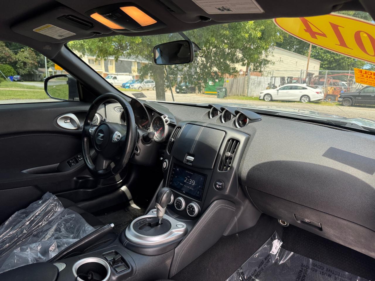Nissan 370Z 2dr Cpe Auto 2014
