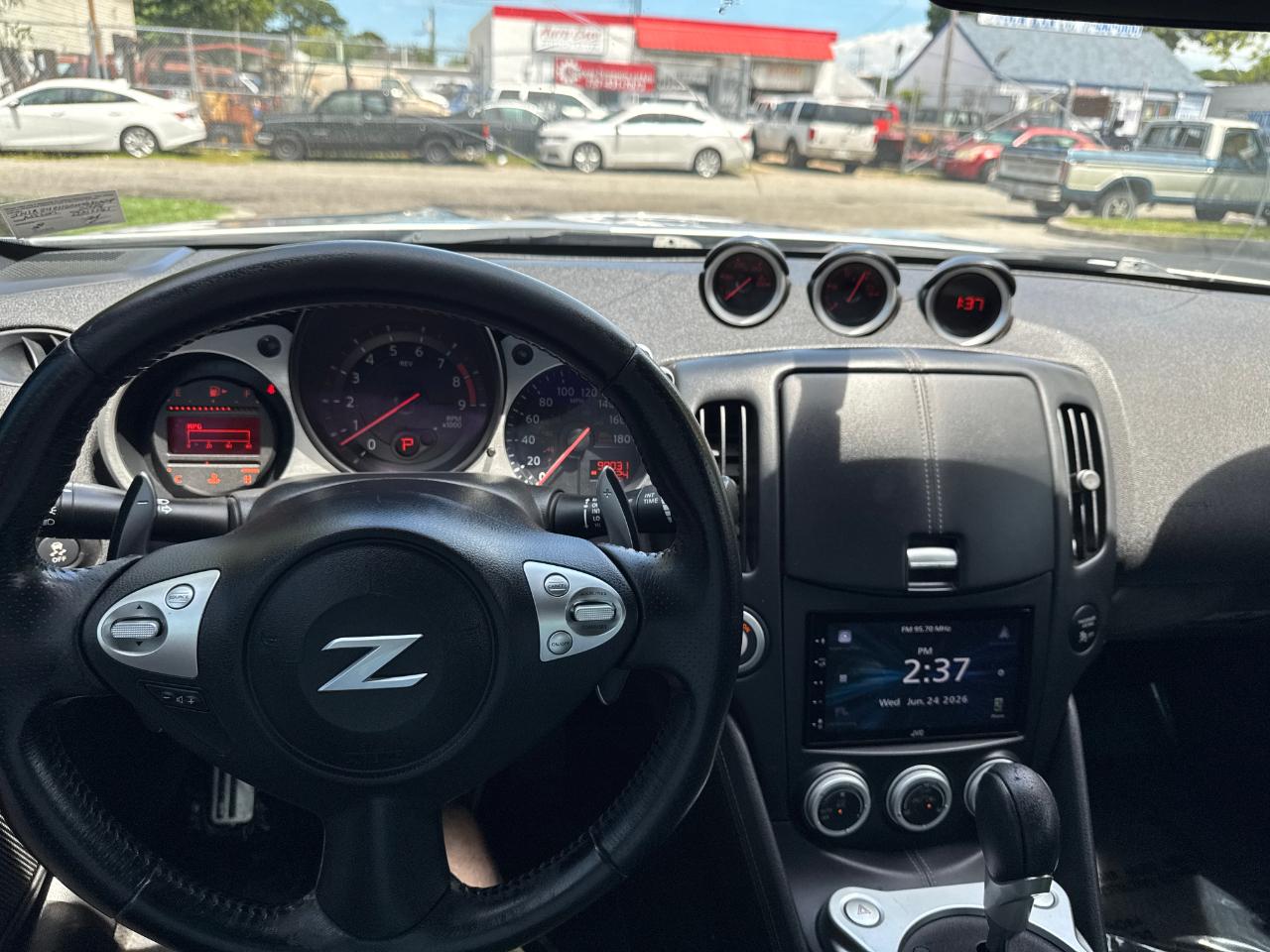 Nissan 370Z 2dr Cpe Auto 2014