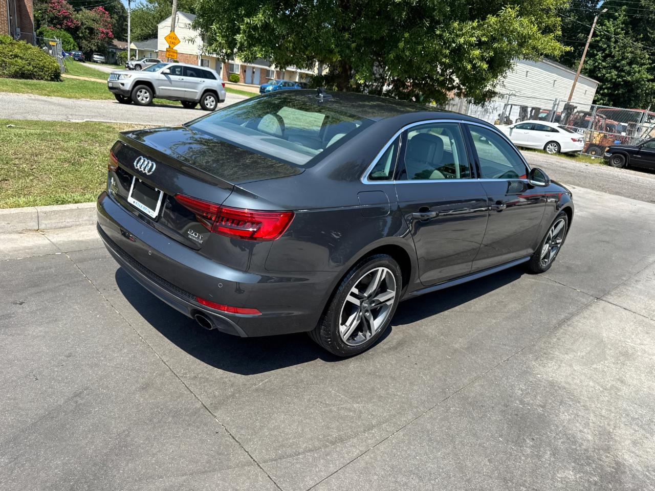 Audi A4 2.0 TFSI Auto Premium Plus quattro AWD 2017