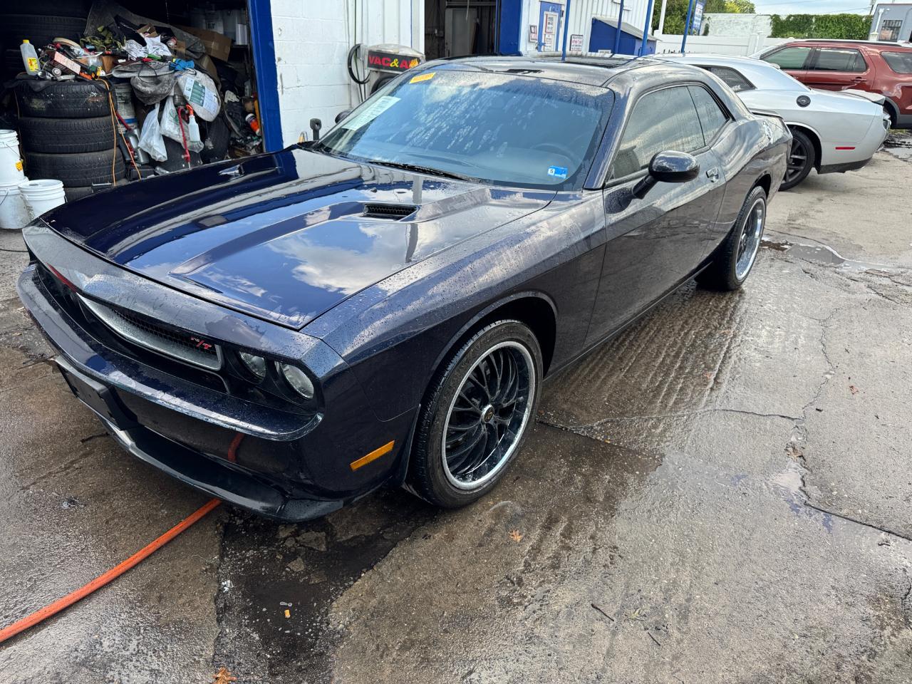 Dodge Challenger 2dr Cpe R/T 2012