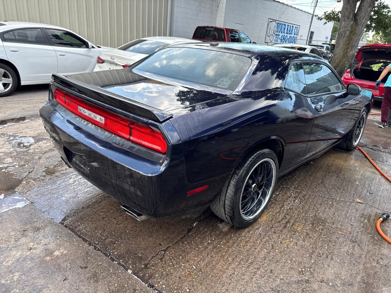Dodge Challenger 2dr Cpe R/T 2012