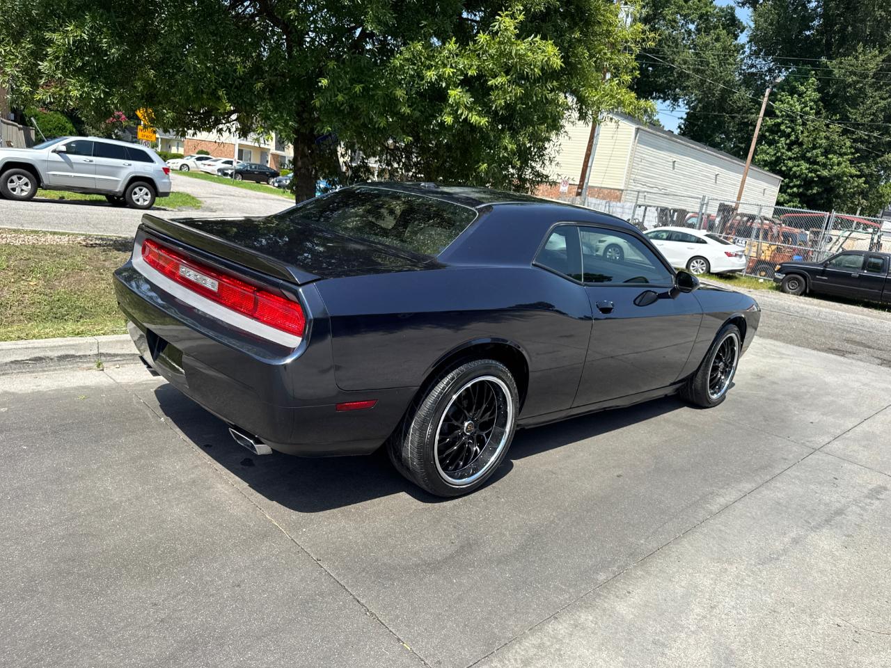 Dodge Challenger 2dr Cpe R/T 2012