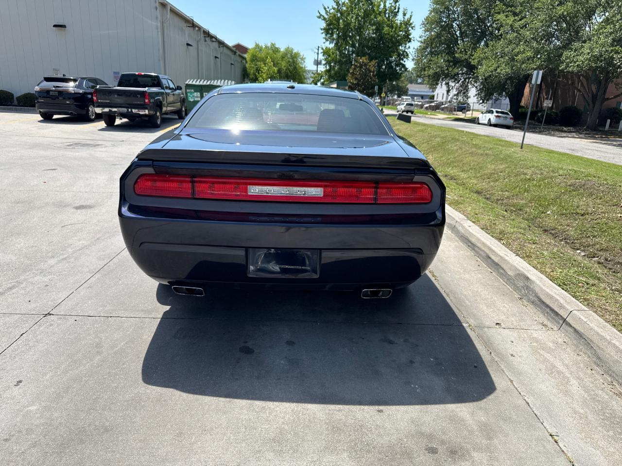 Dodge Challenger 2dr Cpe R/T 2012