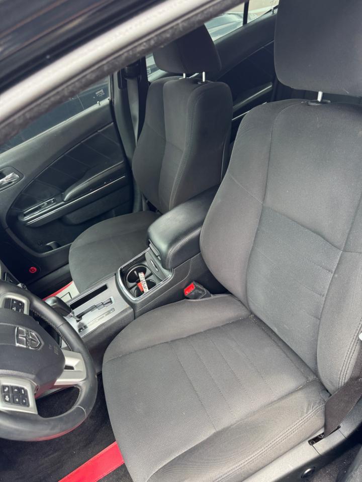 Dodge Charger 4dr Sdn RT RWD 2014