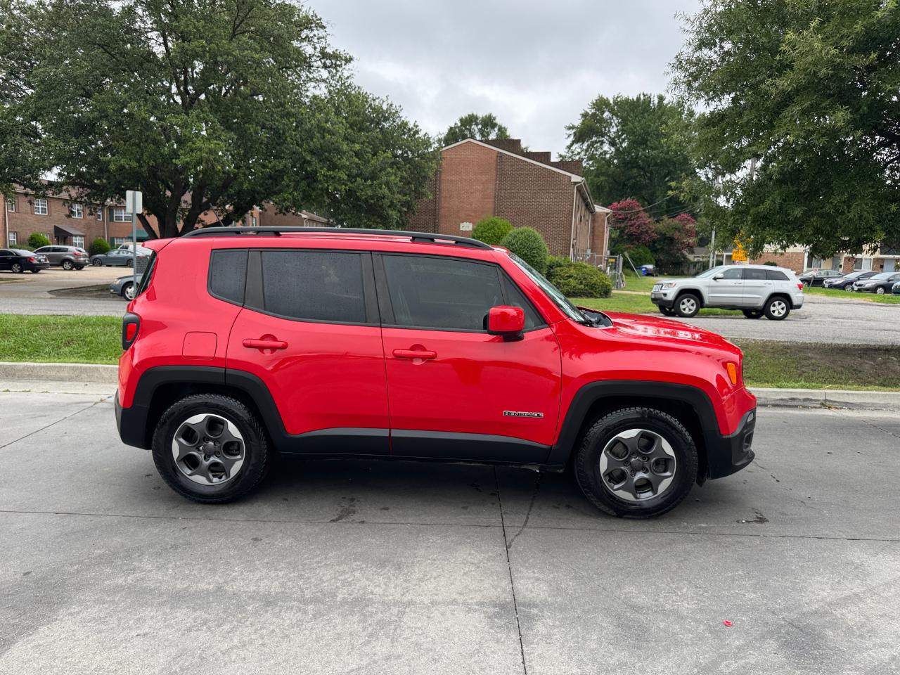 Jeep Renegade FWD 4dr Latitude 2015