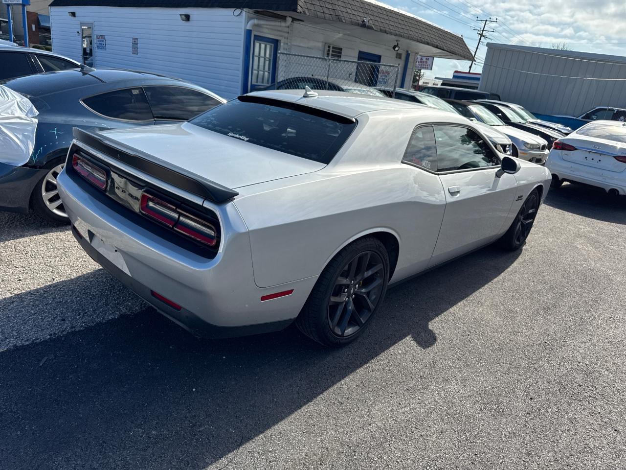Dodge Challenger R/T RWD 2021