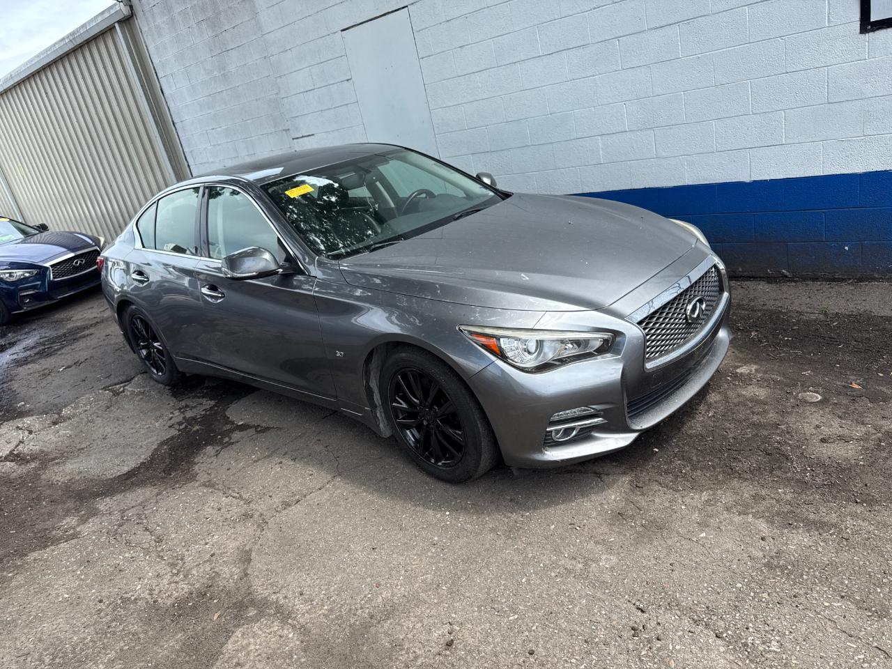 Infiniti Q50 4dr Sdn Premium RWD 2015