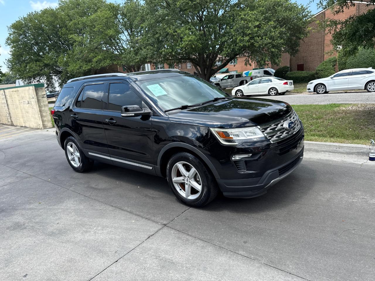 Ford Explorer XLT FWD 2018