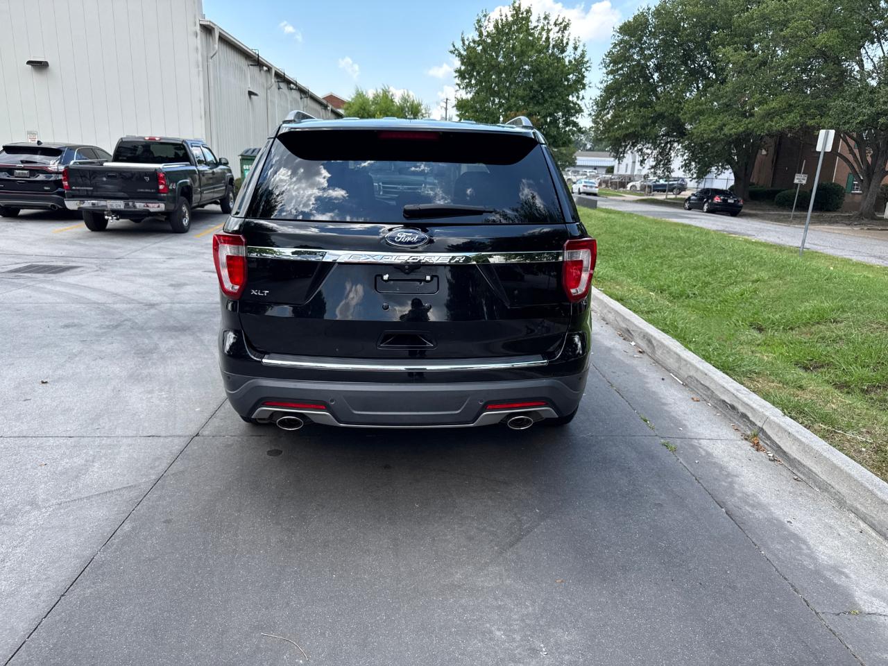 Ford Explorer XLT FWD 2018