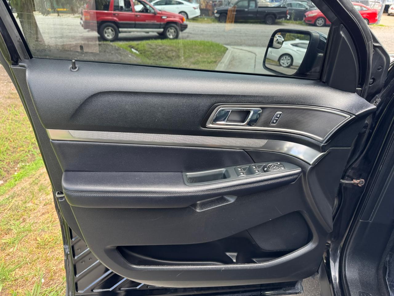 Ford Explorer XLT FWD 2018