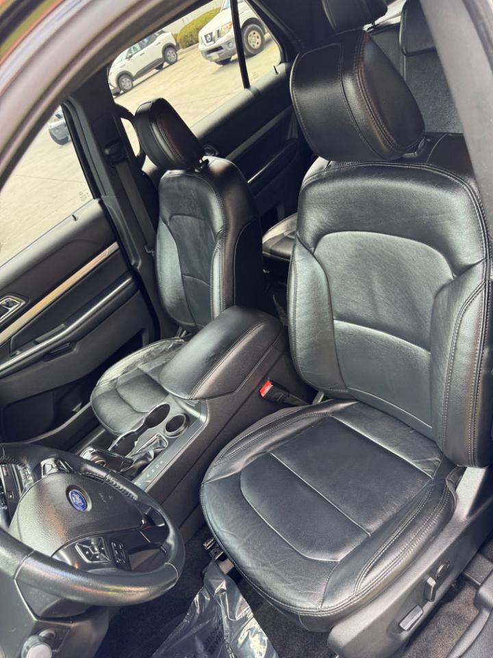 Ford Explorer XLT FWD 2018