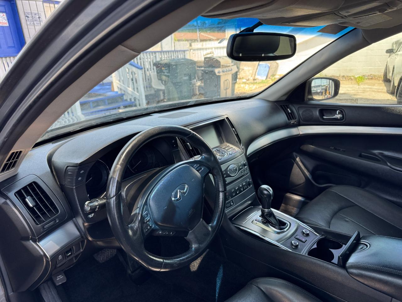 Infiniti Q40 4dr Sdn AWD 2015