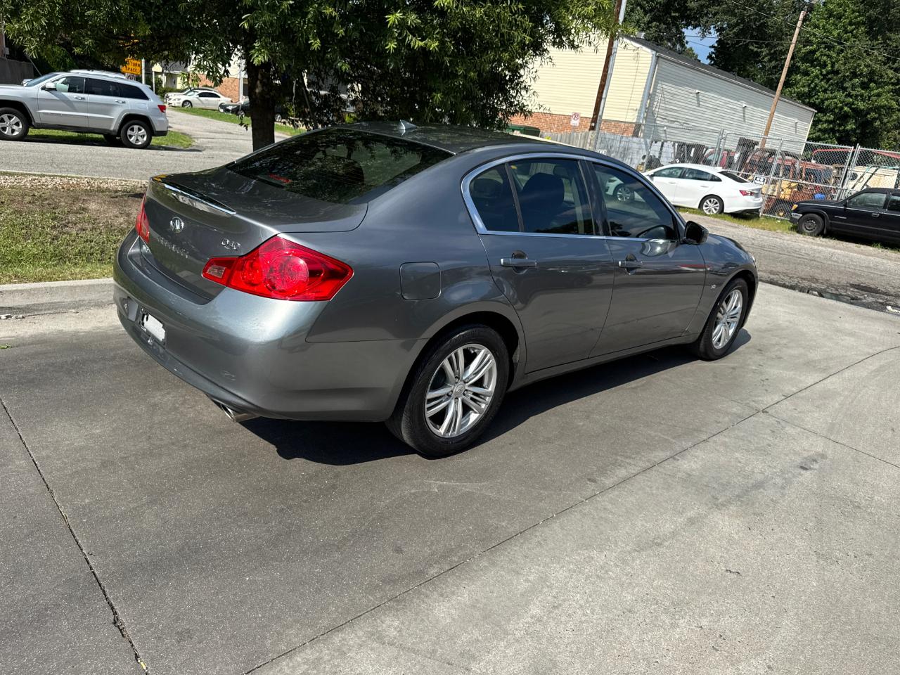 Infiniti Q40 4dr Sdn AWD 2015