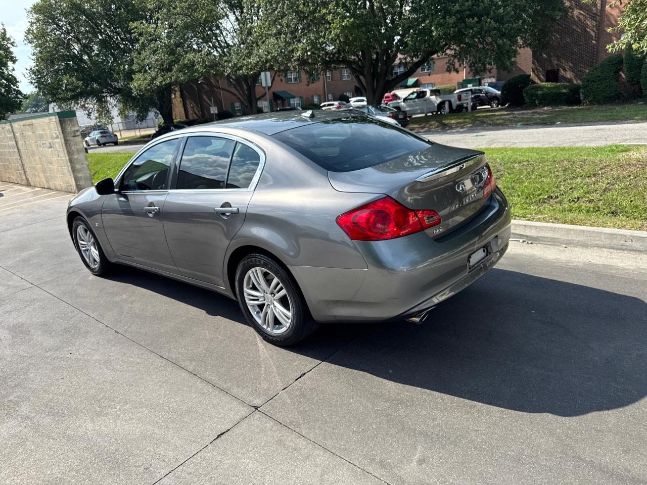Infiniti Q40 4dr Sdn AWD 2015