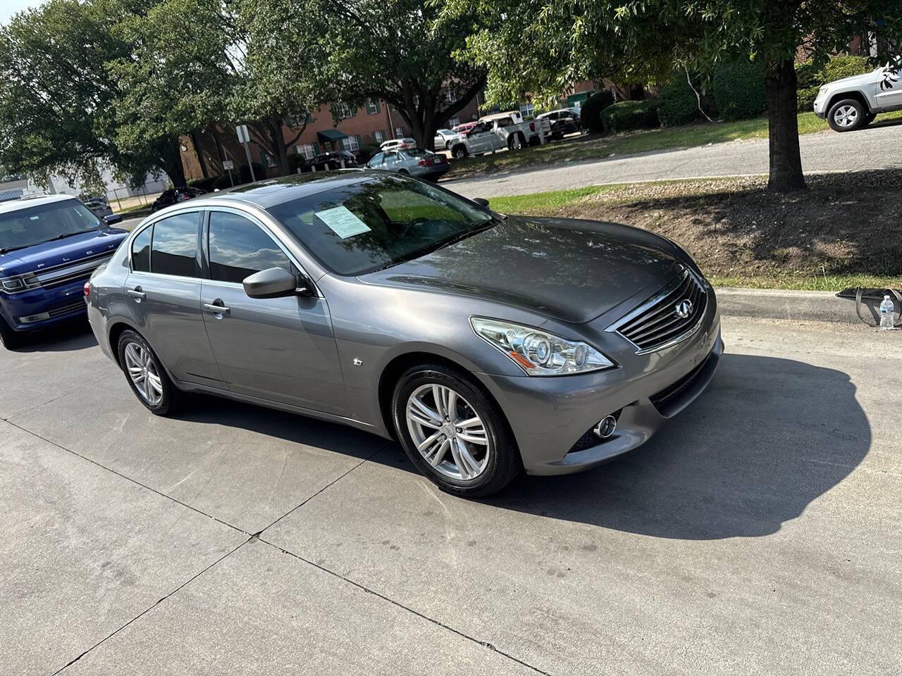 Infiniti Q40 4dr Sdn AWD 2015