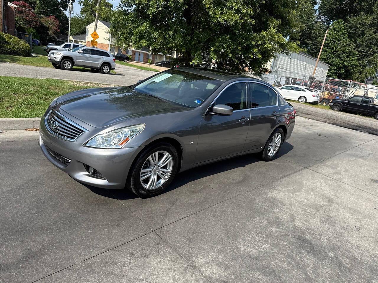 Infiniti Q40 4dr Sdn AWD 2015