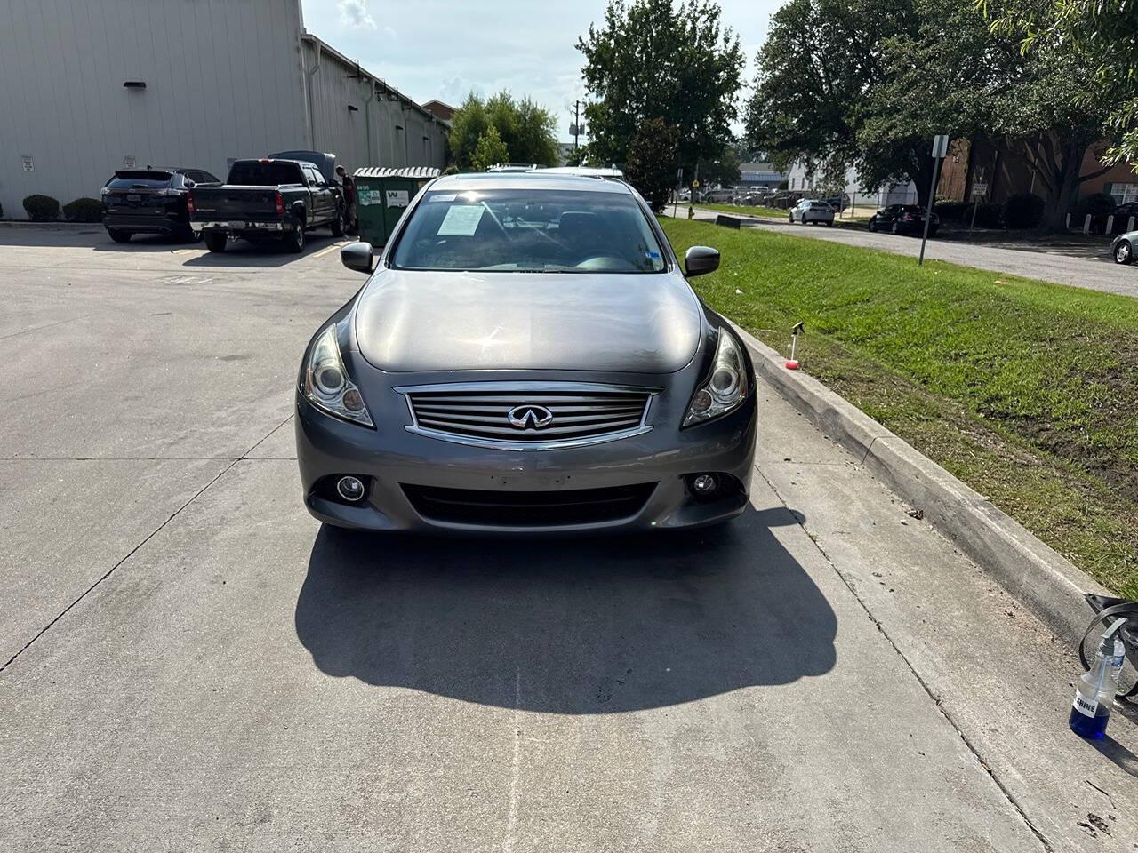 Infiniti Q40 4dr Sdn AWD 2015