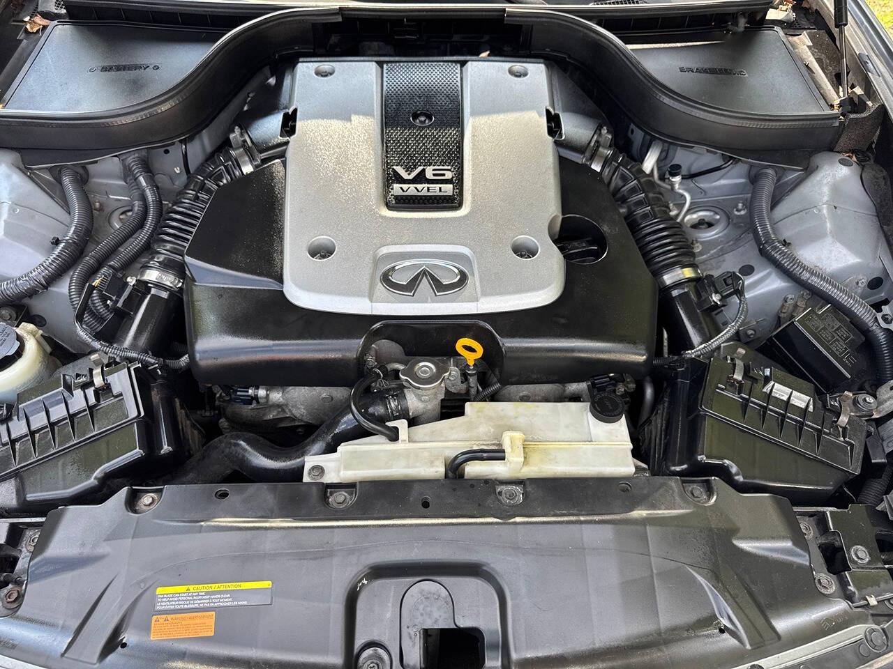 Infiniti Q40 4dr Sdn AWD 2015