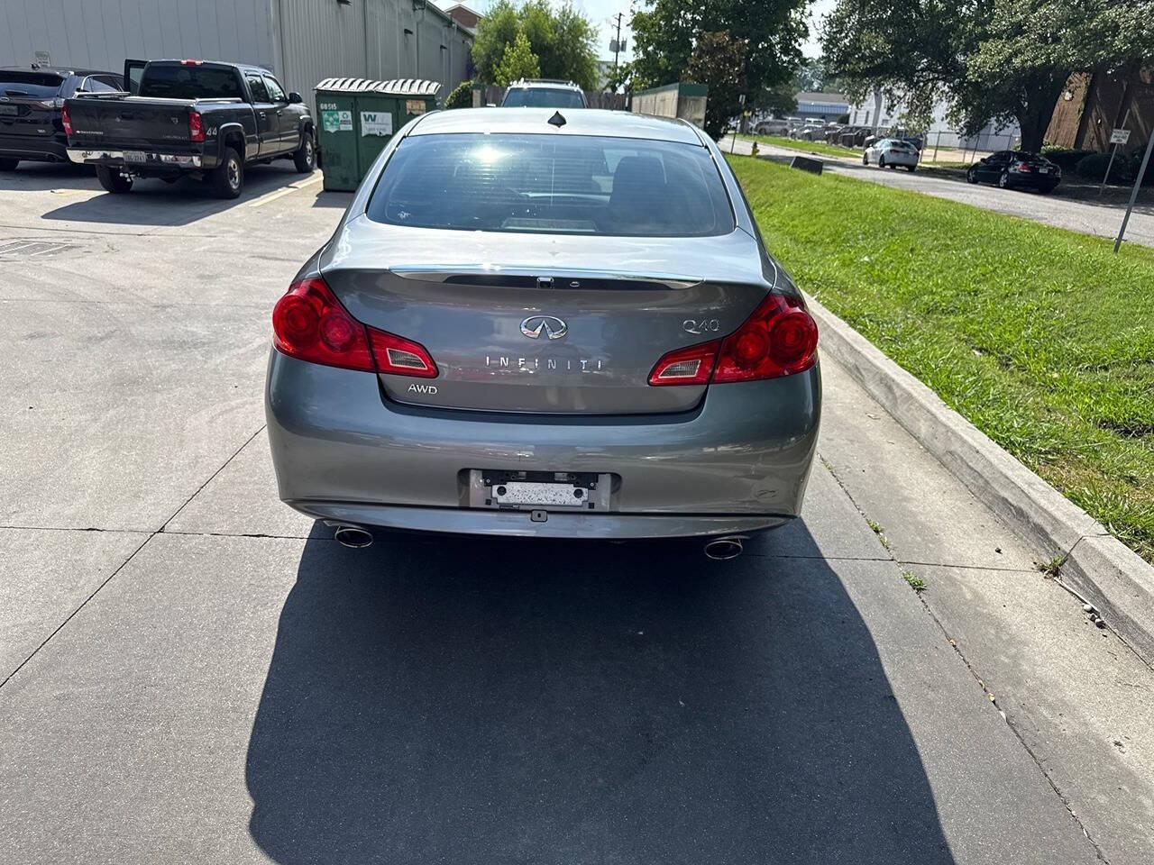Infiniti Q40 4dr Sdn AWD 2015
