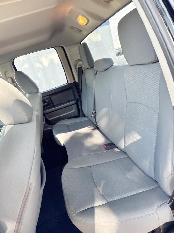 RAM 1500 4WD Quad Cab 140.5" Express 2014
