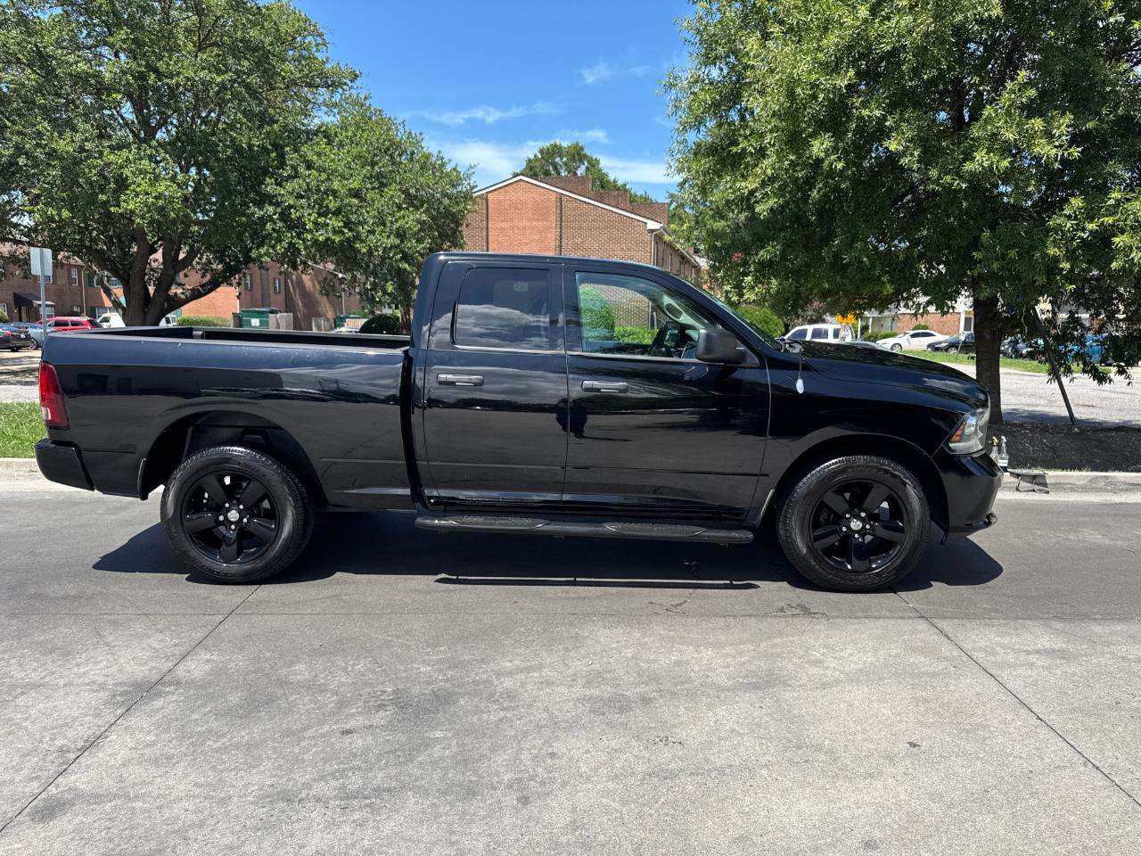 RAM 1500 4WD Quad Cab 140.5" Express 2014