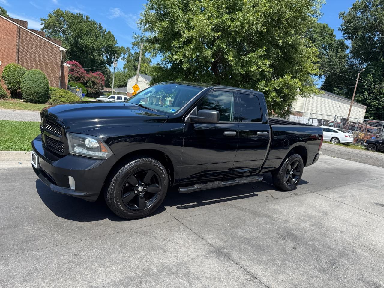 RAM 1500 4WD Quad Cab 140.5" Express 2014
