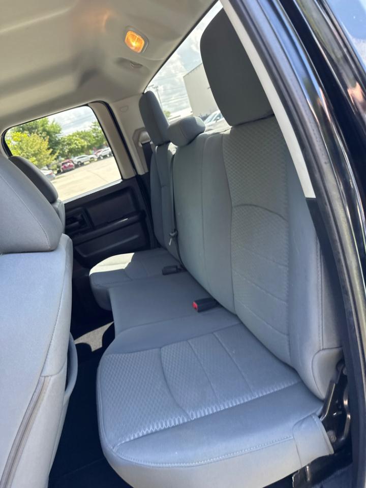 RAM 1500 4WD Quad Cab 140.5" Express 2014