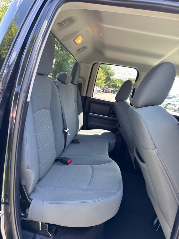 RAM 1500 4WD Quad Cab 140.5" Express 2014