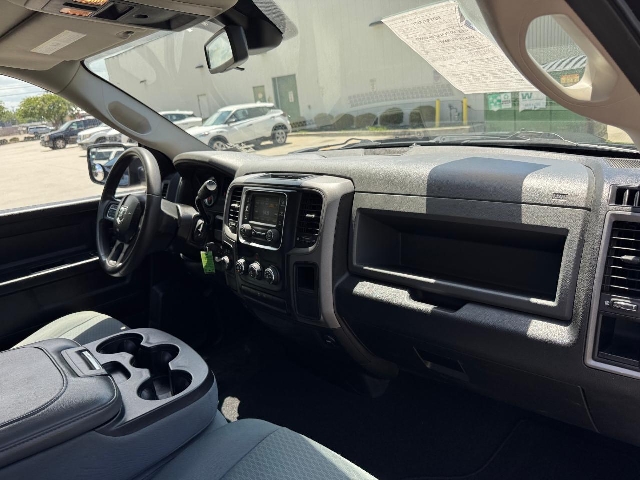 RAM 1500 4WD Quad Cab 140.5" Express 2014