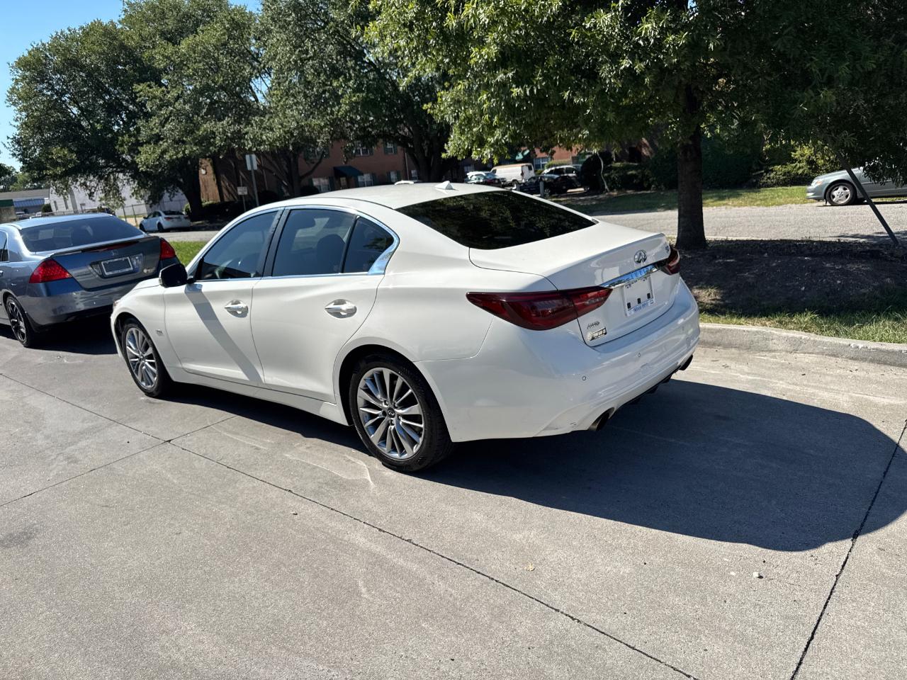 Infiniti Q50 3.0t LUXE AWD 2018
