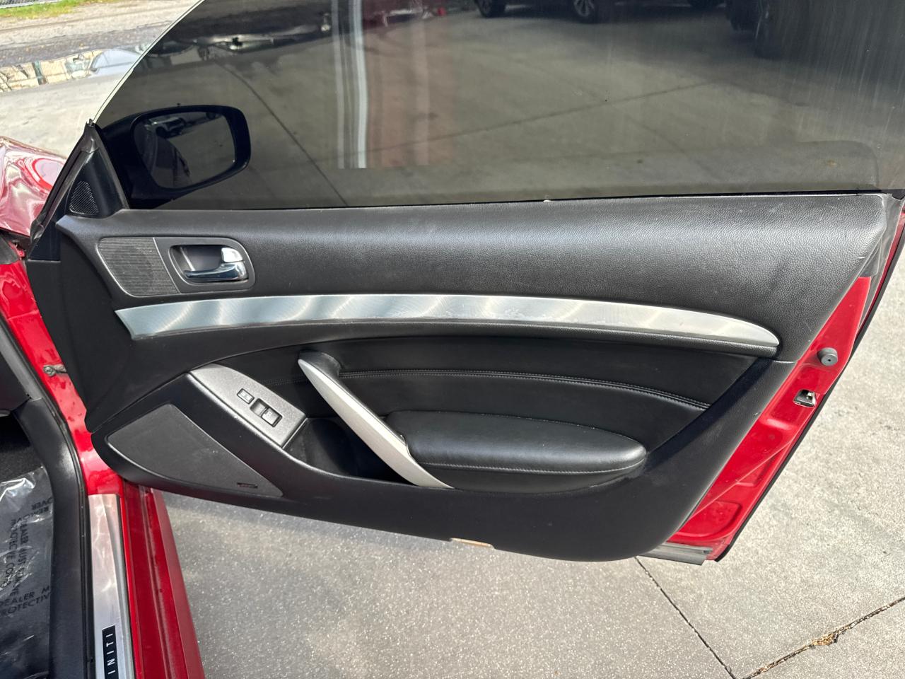 Infiniti Q60 Coupe 2dr Auto AWD 2015