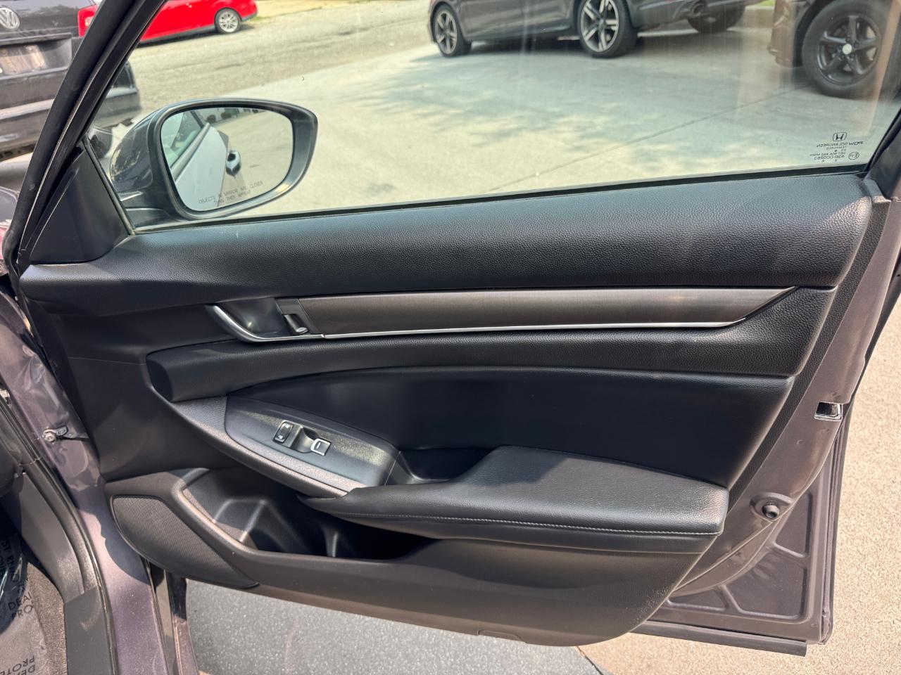 Honda Accord Sedan LX 1.5T CVT 2018