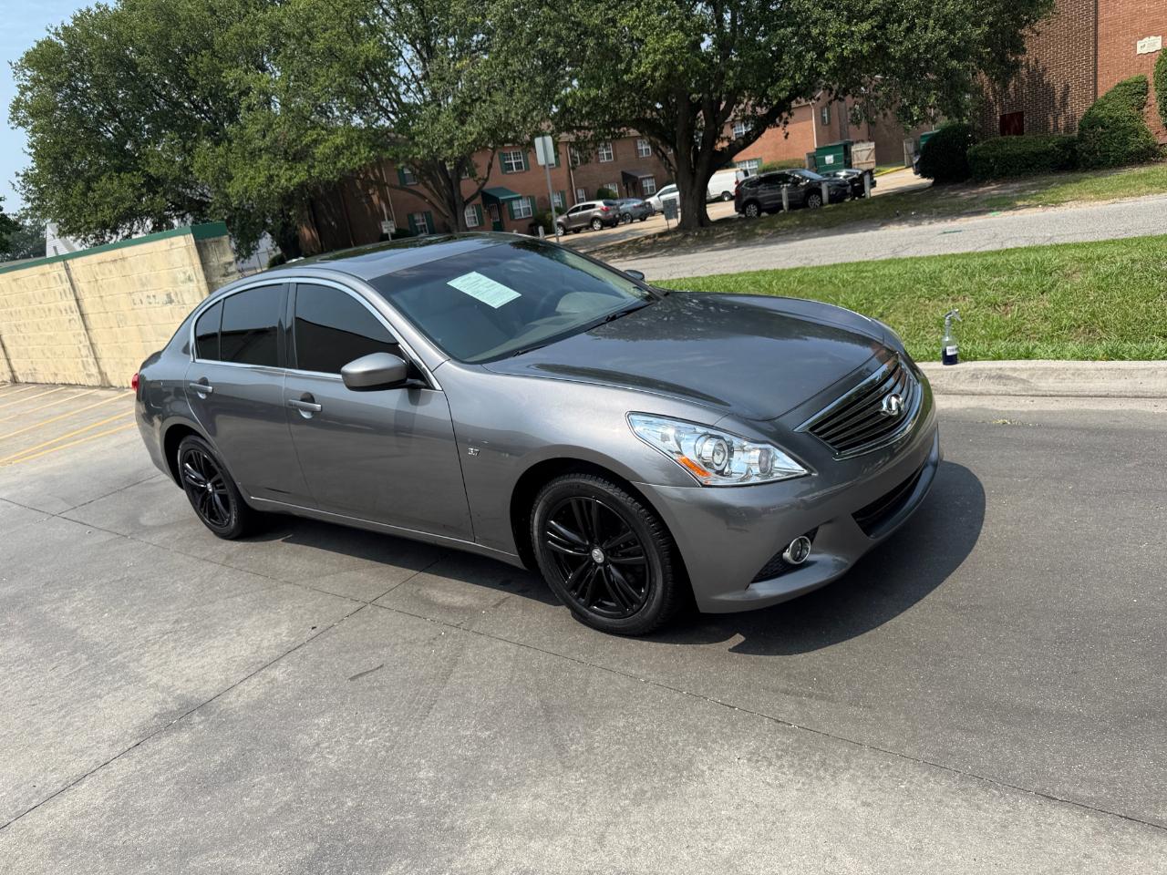 Infiniti Q40 4dr Sdn AWD 2015