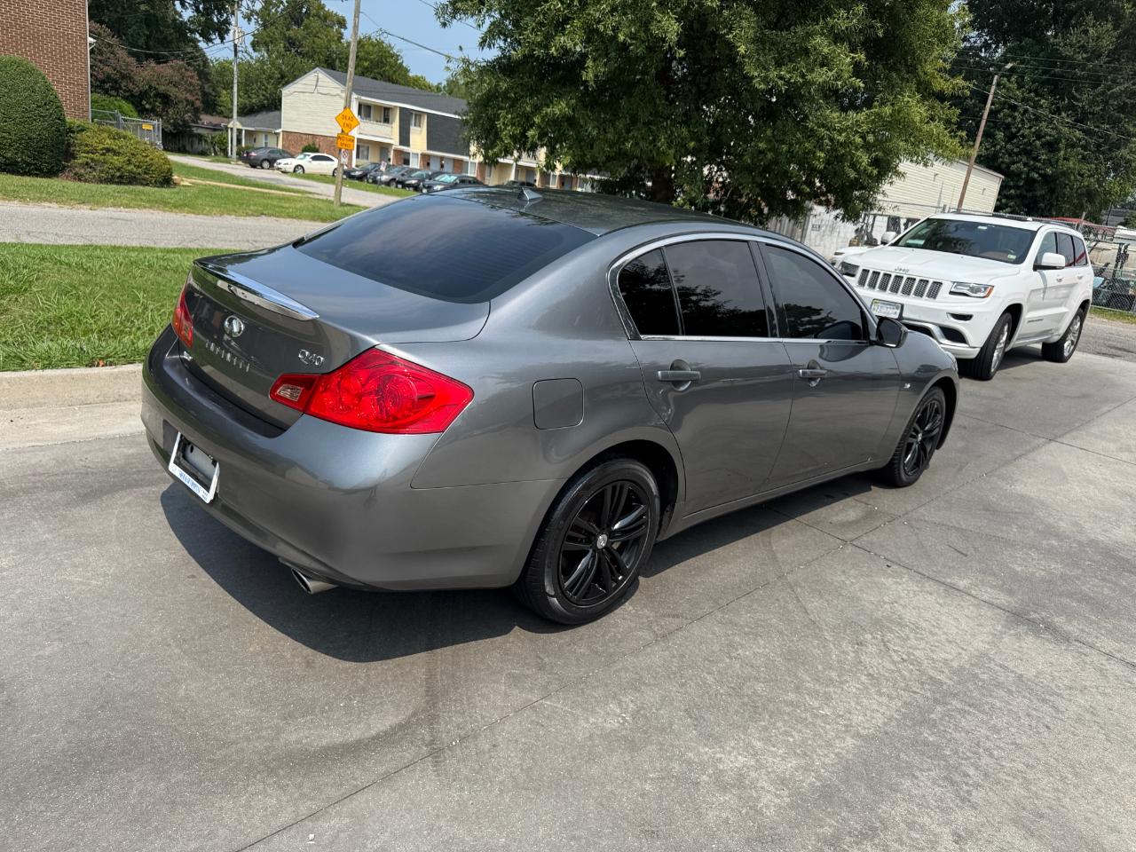 Infiniti Q40 4dr Sdn AWD 2015