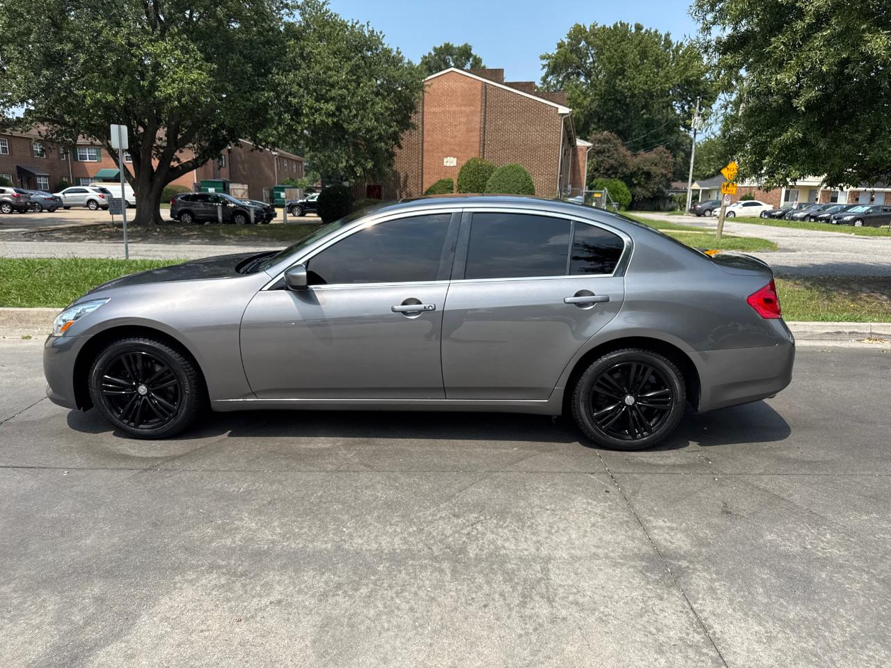 Infiniti Q40 4dr Sdn AWD 2015