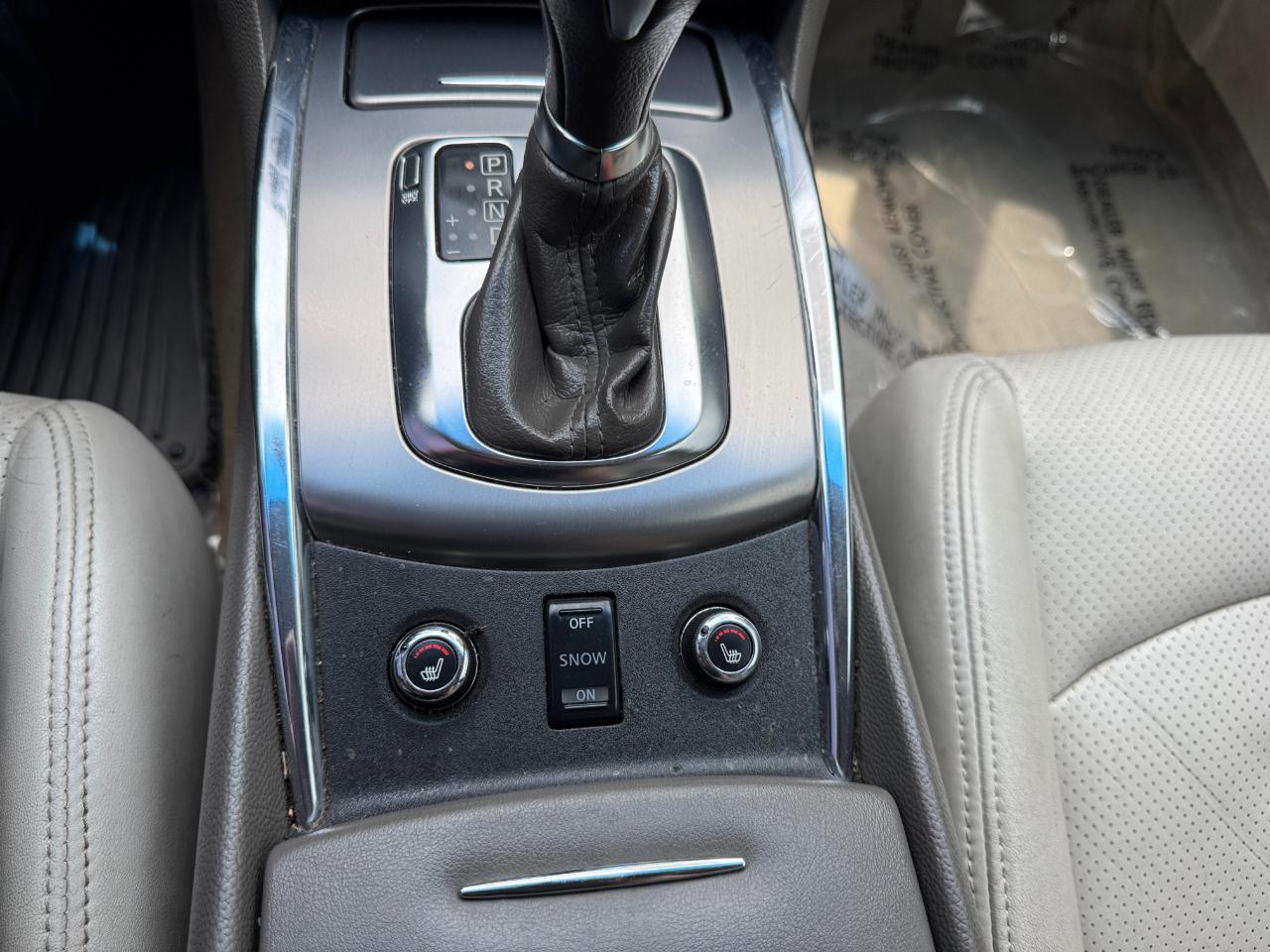 Infiniti Q40 4dr Sdn AWD 2015