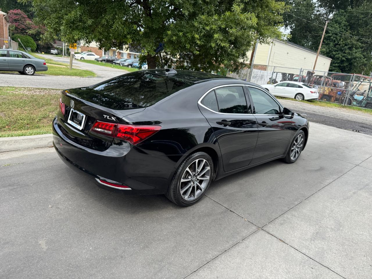 Acura TLX 4dr Sdn FWD V6 2016