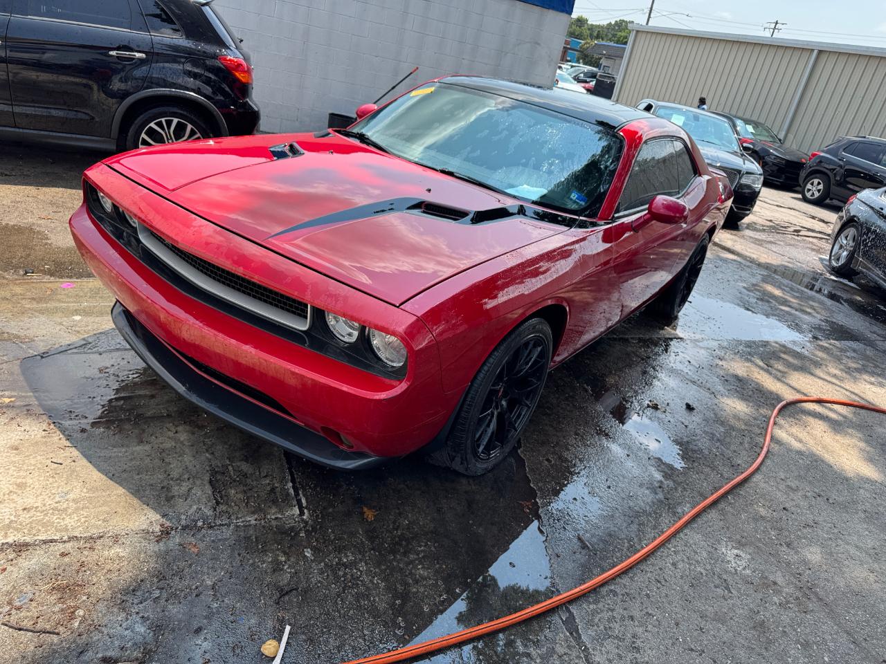 Dodge Challenger 2dr Cpe SXT Plus 2012