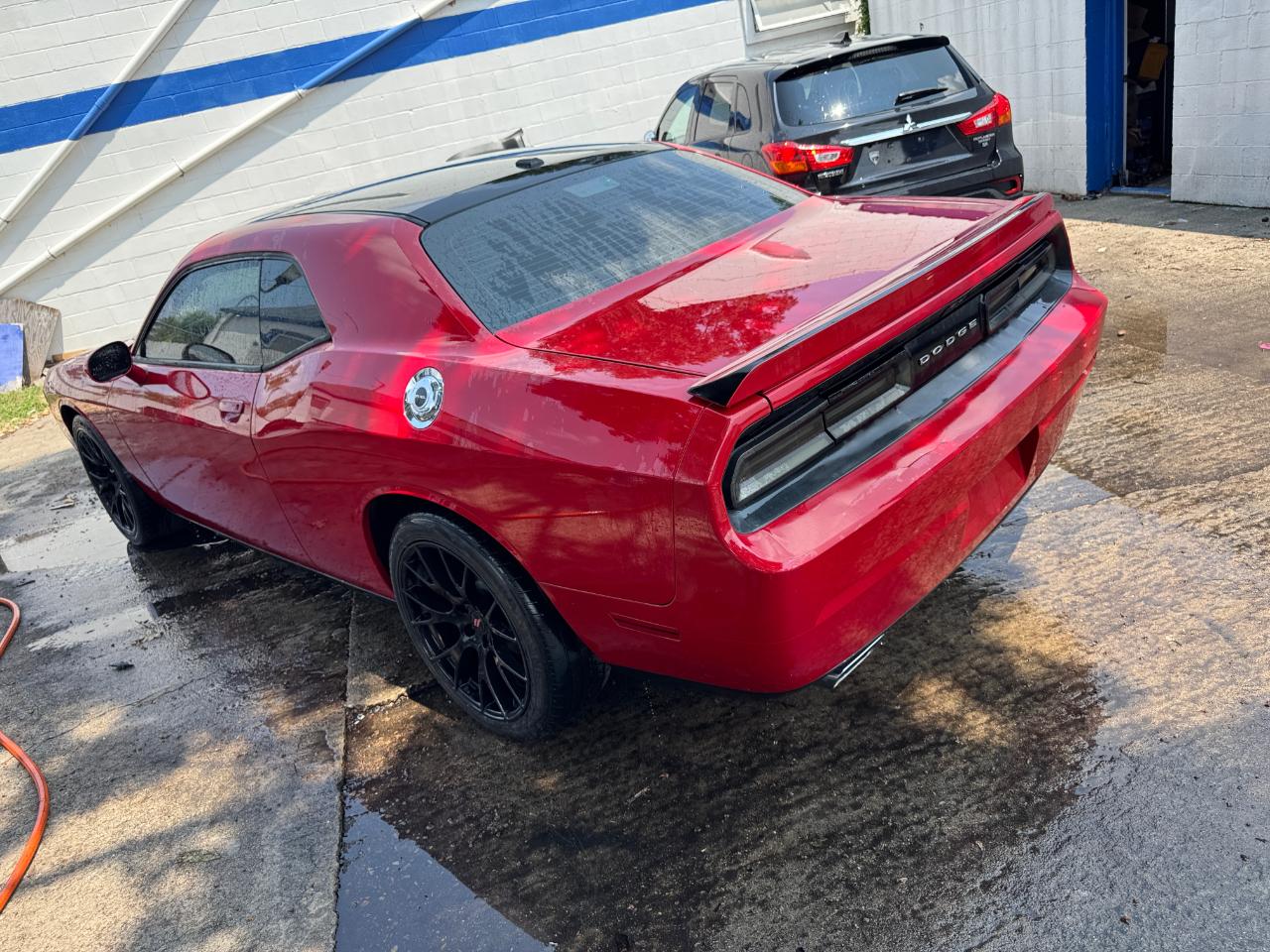 Dodge Challenger 2dr Cpe SXT Plus 2012