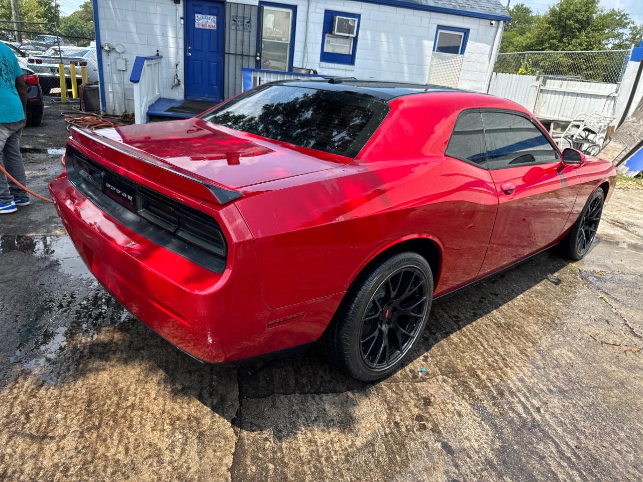 Dodge Challenger 2dr Cpe SXT Plus 2012