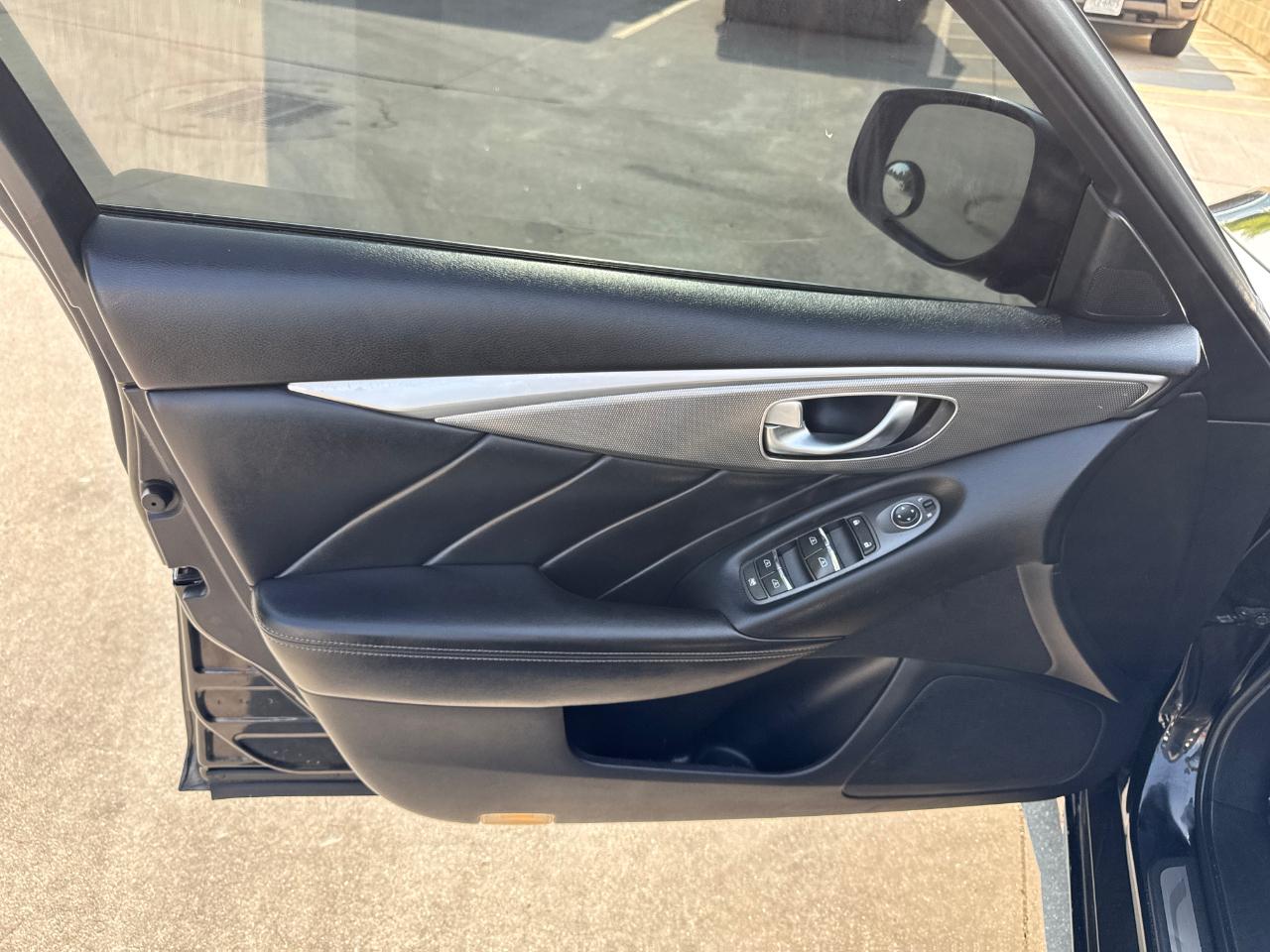 Infiniti Q50 4dr Sdn Premium AWD 2015