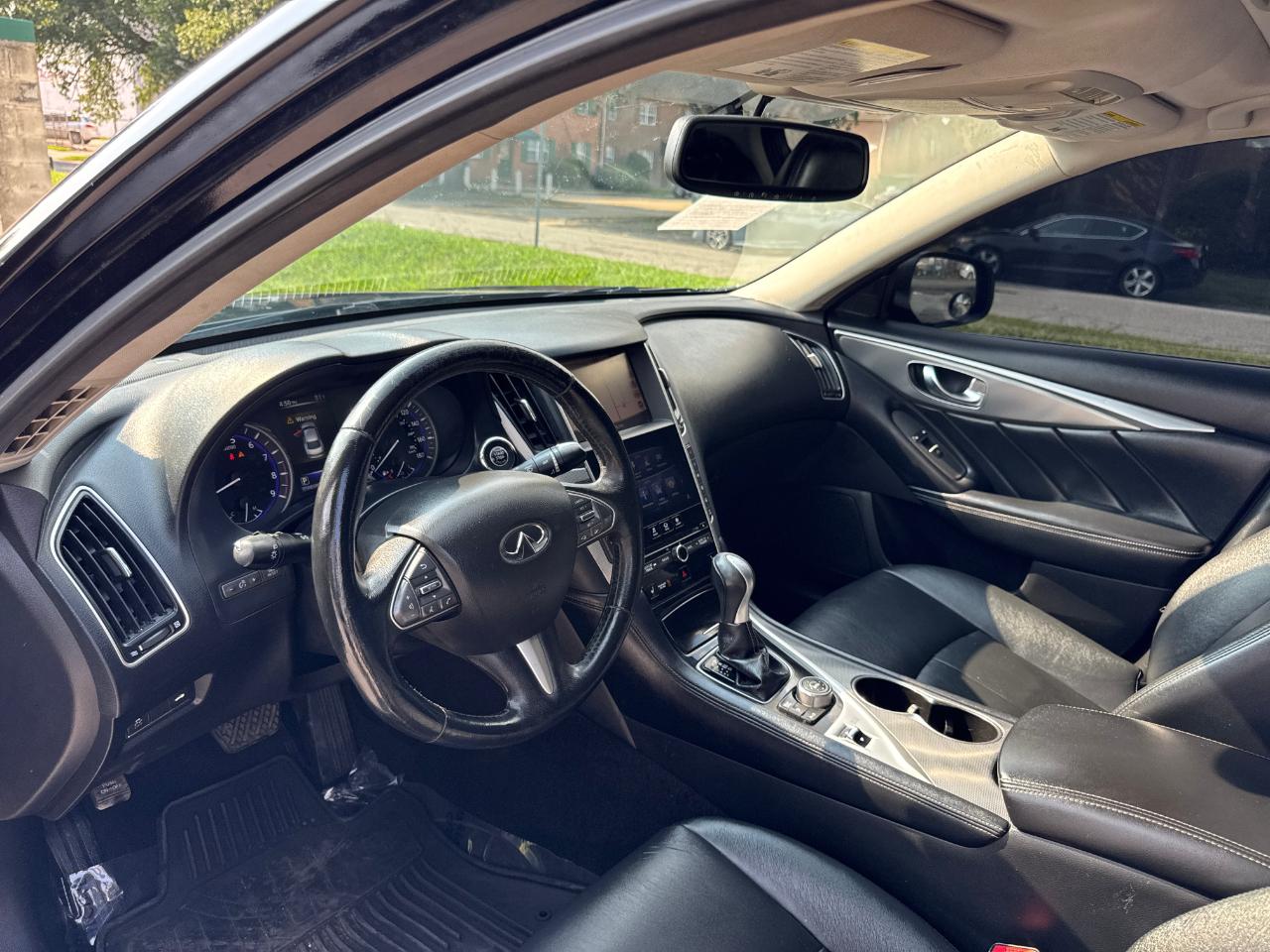 Infiniti Q50 4dr Sdn Premium AWD 2015